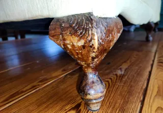 Sofá vintage amarillo