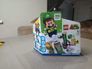 LEGO Super Mario Starter Course Luigi