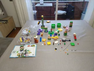 LEGO Super Mario Starter Course Luigi