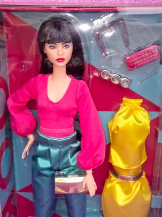 Barbie bambola Signature Looks 19 Mattel hjx28