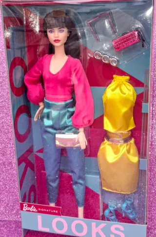 Barbie bambola Signature Looks 19 Mattel hjx28
