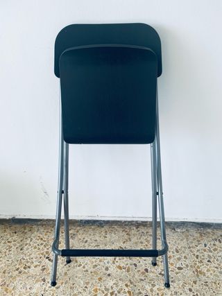 Taburete alto plegable marrón oscuro madera