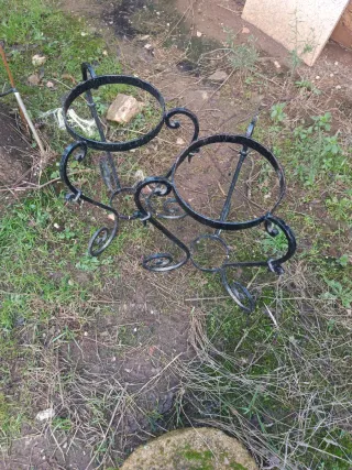 Maceteros de hierro forjado