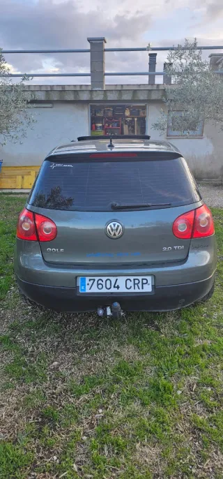 Volkswagen Golf 2004