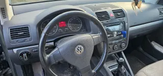 Volkswagen Golf 2004