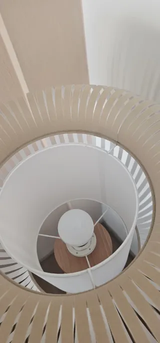 Lámpara de pie de diseño