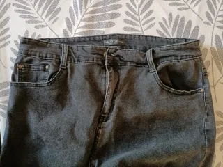 Jeans neri gamba dritta