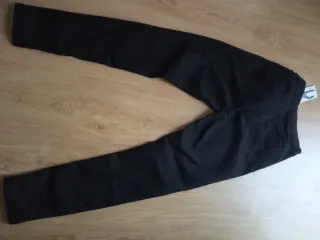 Pantalón vaquero negro Encuentro mujer