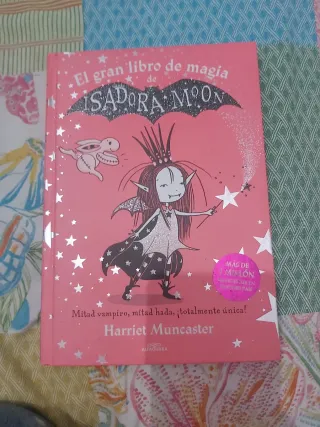 Isadora Moon - El gran libro de magia de Isador...
