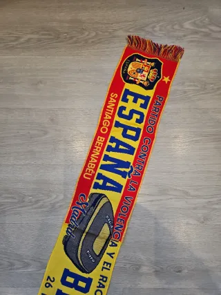 Bufanda España vs Brasil Santiago Bernabéu