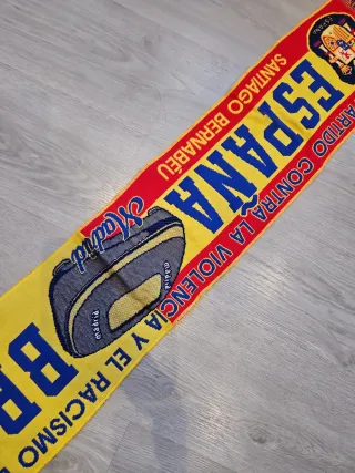 Bufanda España vs Brasil Santiago Bernabéu