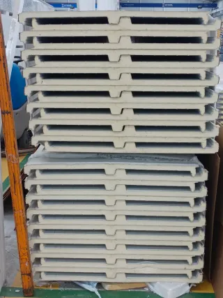 Paneles Sándwich, Hierros y Mallas