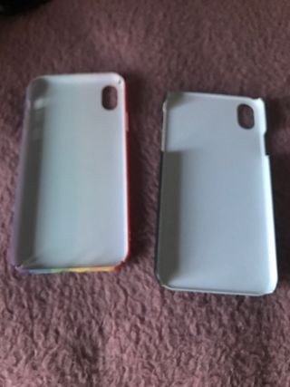 2 Fundas iPhone XR: Arcoíris y Luna
