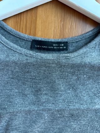 Camiseta Zara gris asimétrica