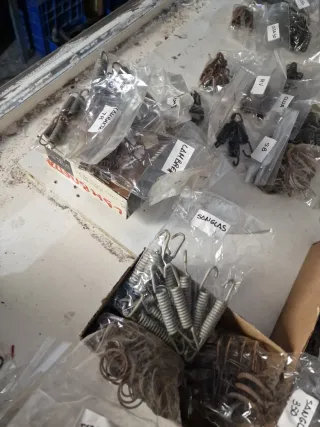 LOTE MUELLES MOTOS CLÁSICAS