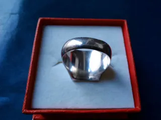 Anillo antiguo plata con iniciales  MS ó SM