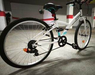 Bicicleta Junior BTWIN 24 pulgadas
