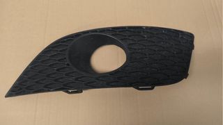 Rejillas Nieblas+Calandra Central Seat León II 10