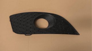 Rejillas Nieblas+Calandra Central Seat León II 10