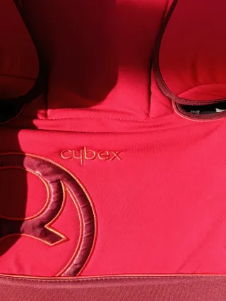 Silla de coche Cybex color rojo