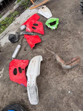 Piezas moto: Plásticos y escape