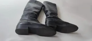 Botas altas  Zara piel negras