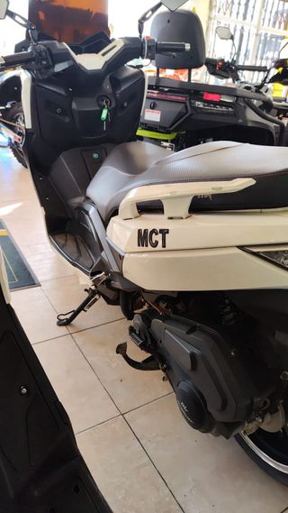 Scooter Malcor Mtr 125cc Blanca