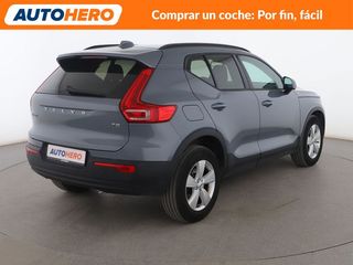 Volvo XC40 1.5 T2 Momentum Core 2WD