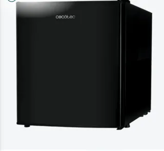 Mini nevera Cecotec negra