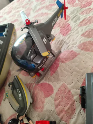Pack Playmobil action + helicóptero policía pinypo
