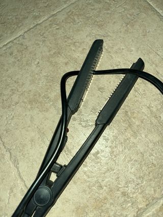 Plancha de pelo Palson negra