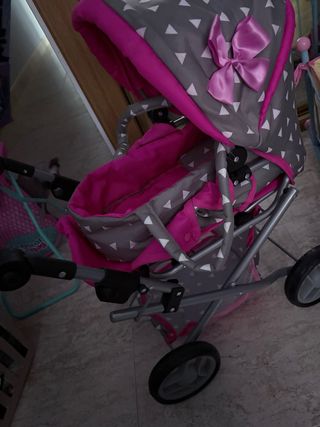 Sillita de paseo para muñecas