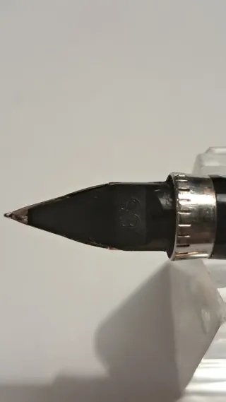 Pluma EstilográficaPARKER 75 INSIGNIA CISELE 14k