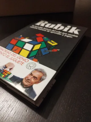 Rubik: La increíble historia del cubo que cambi...