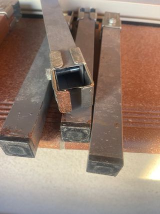 Patas de somier metálicas grises