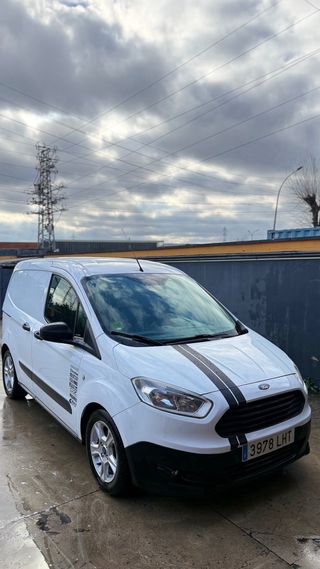 Ford Transit Courier 2020 Furgon