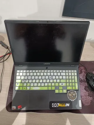 Portátil Gaming Lenovo Legion 5