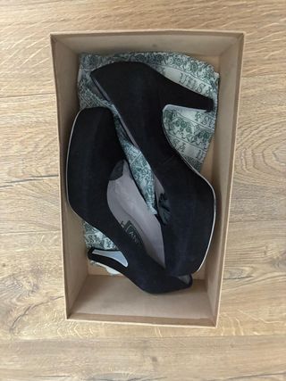 Zapatos de tacón negros talla 42