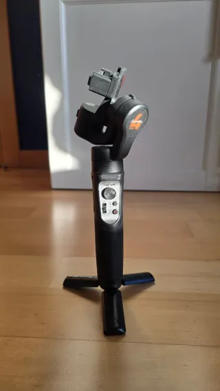 Estabilizador Gimbal Hohem iSteady Pro 4 Detalles