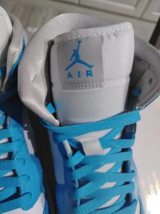 Jordan 1 Mid Scarpe Nike Azzurro Bianco