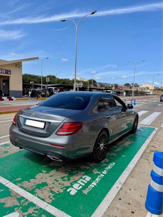 Mercedes-Benz Clase E 220 d AMG - Exclusive