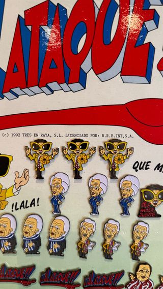 Expositor pins Al Ataque 1a Edición Completo