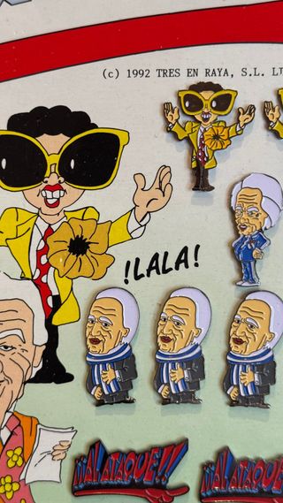 Expositor pins Al Ataque 1a Edición Completo