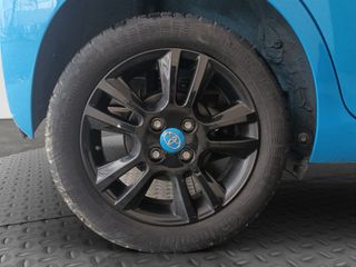 TOYOTA AYGO 1.0 X-CITE X-SHIFT 5P