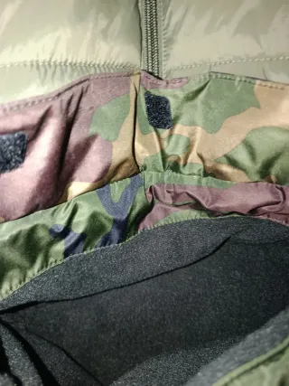 Cazadora Vans Camuflaje talla M.