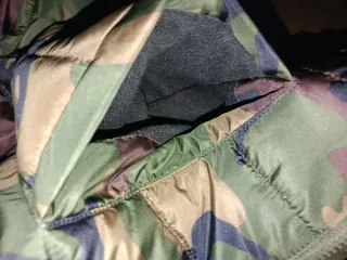 Cazadora Vans Camuflaje talla M.