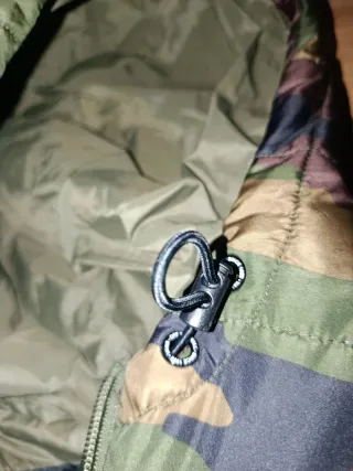 Cazadora Vans Camuflaje talla M.