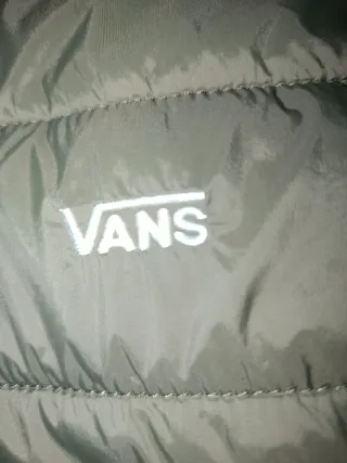 Cazadora Vans Camuflaje talla M.