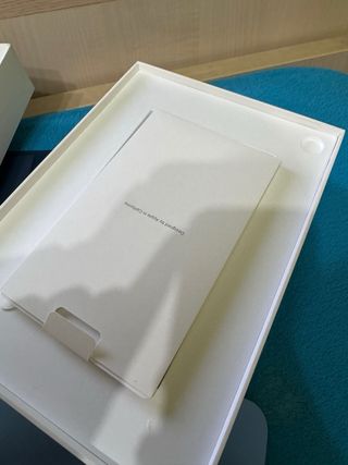 iPad 10ª Gen 64GB Blu + Accessori