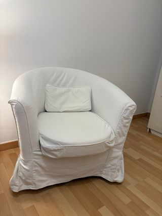 Butaca blanca de tela
